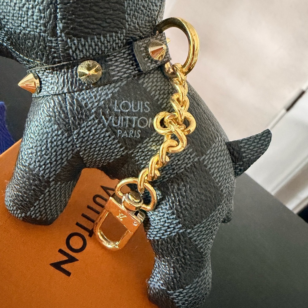 LV Brown damier Dog Charm keychain bag Louis Vuitton - Picture 7 of 10